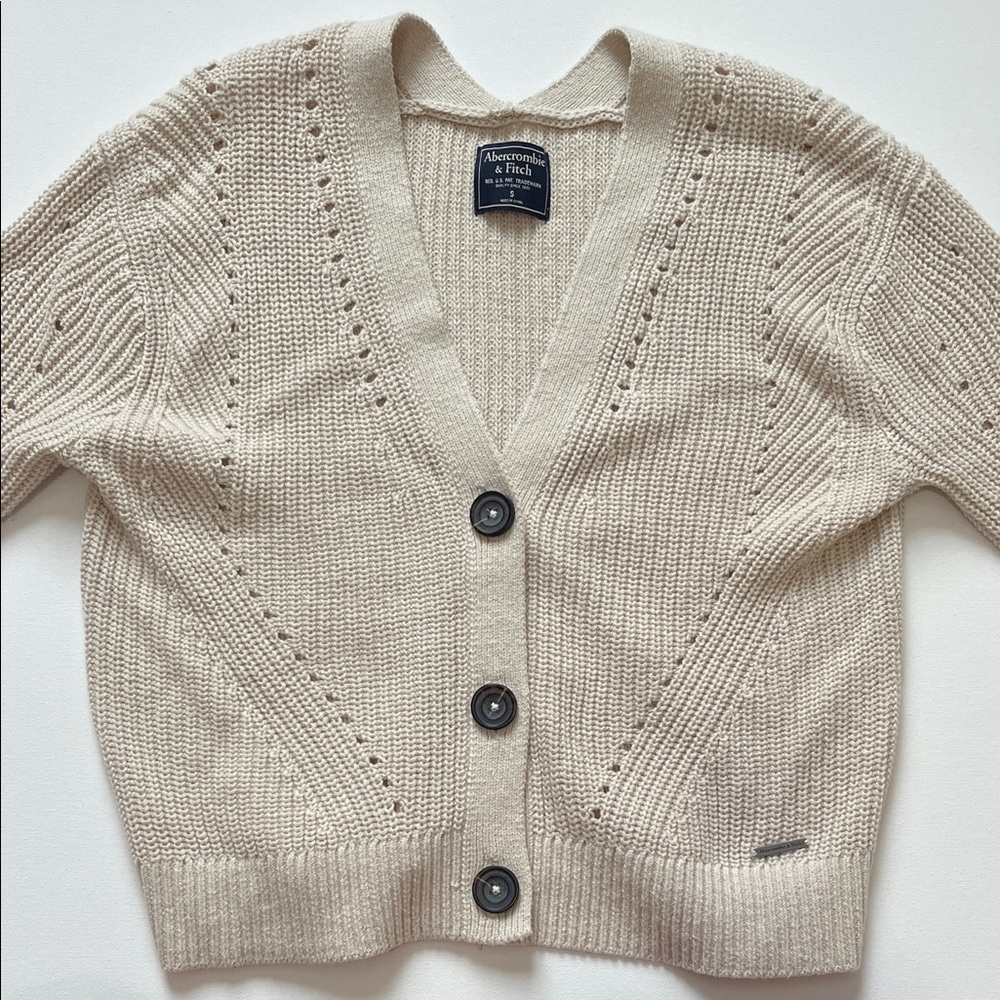 Abercrombie & Fitch Women's Beige Button-Up Cardigan